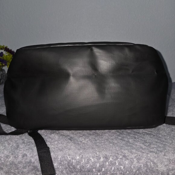 NEW Dell Pro 17" Laptop Backpack - NWT - Picture 6 of 11